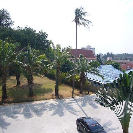 Chic Condominium Unit A303, A306, A307, A308, A406 Karon Exterior photo