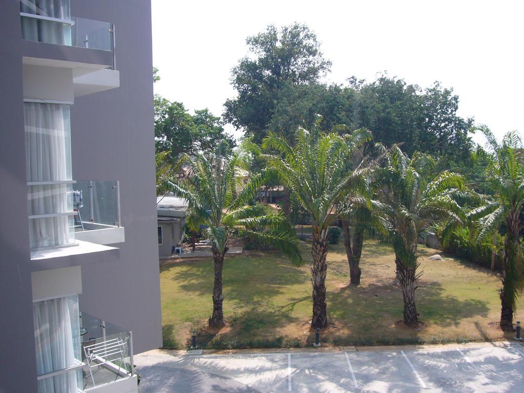 Chic Condominium Unit A303, A306, A307, A308, A406 Karon Exterior photo