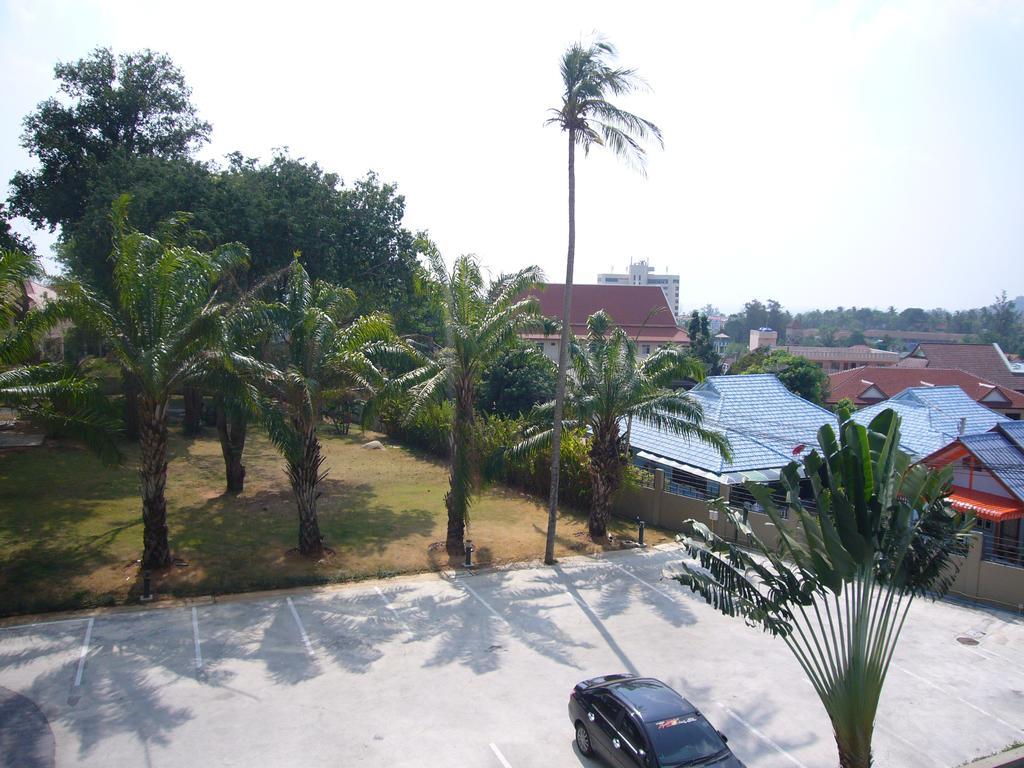 Chic Condominium Unit A303, A306, A307, A308, A406 Karon Exterior photo
