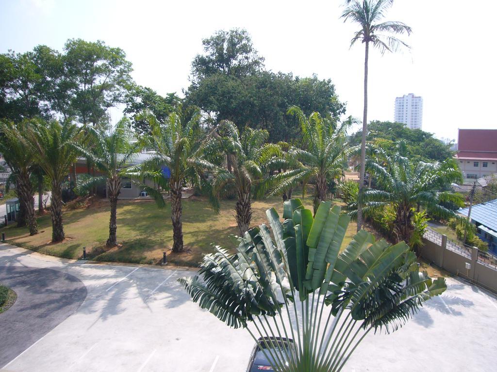 Chic Condominium Unit A303, A306, A307, A308, A406 Karon Exterior photo
