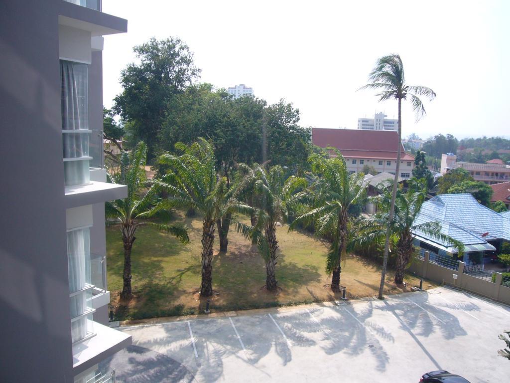 Chic Condominium Unit A303, A306, A307, A308, A406 Karon Exterior photo