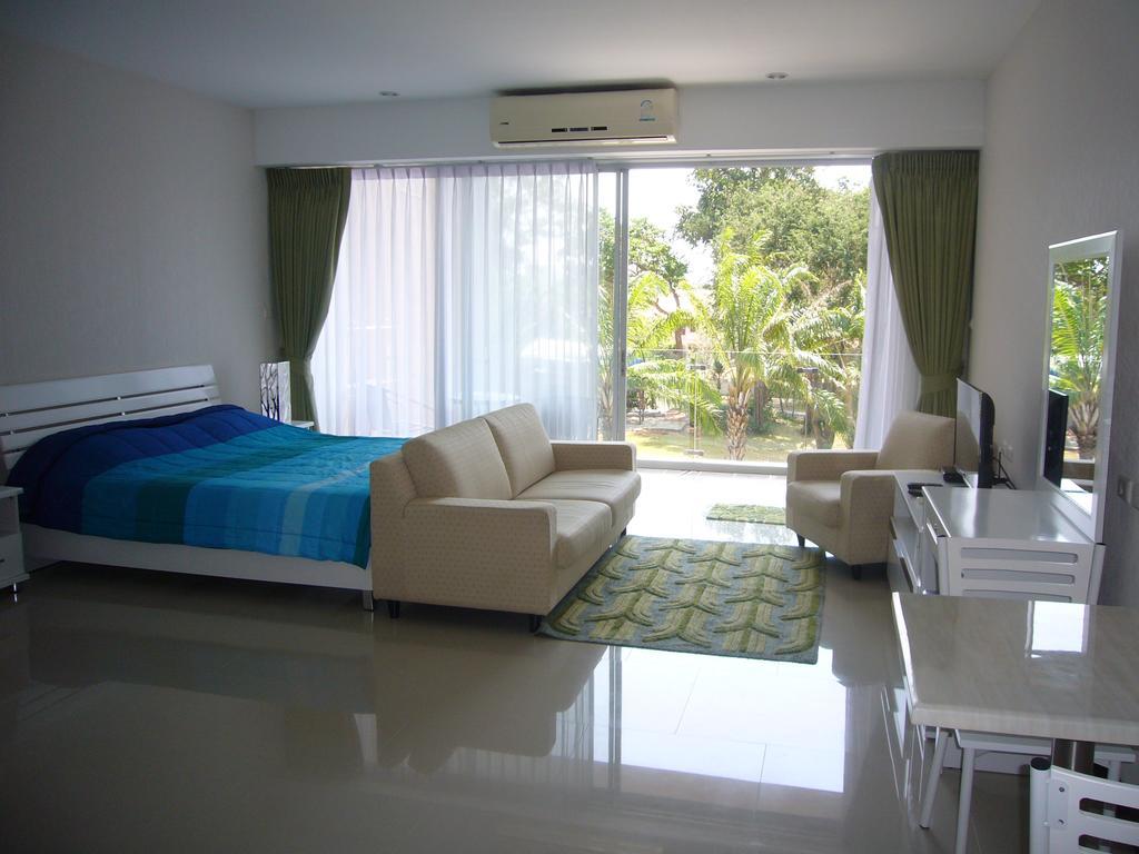Chic Condominium Unit A303, A306, A307, A308, A406 Karon Exterior photo